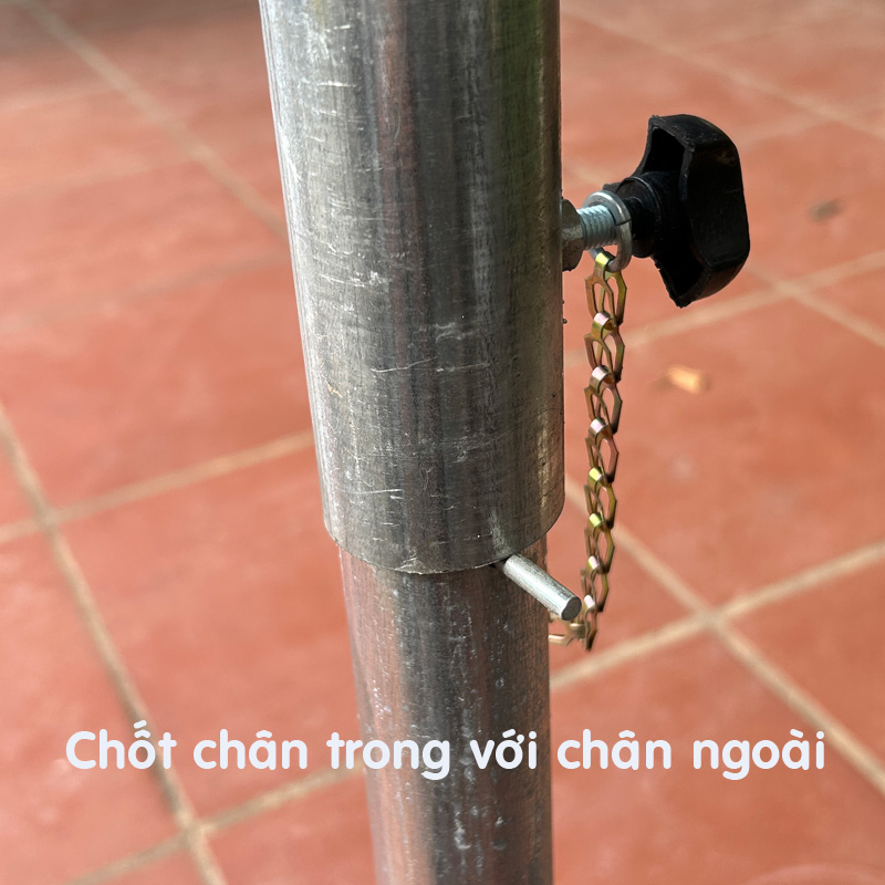 Chốt chân trong với chân ngoài, điều chỉnh độ cao
