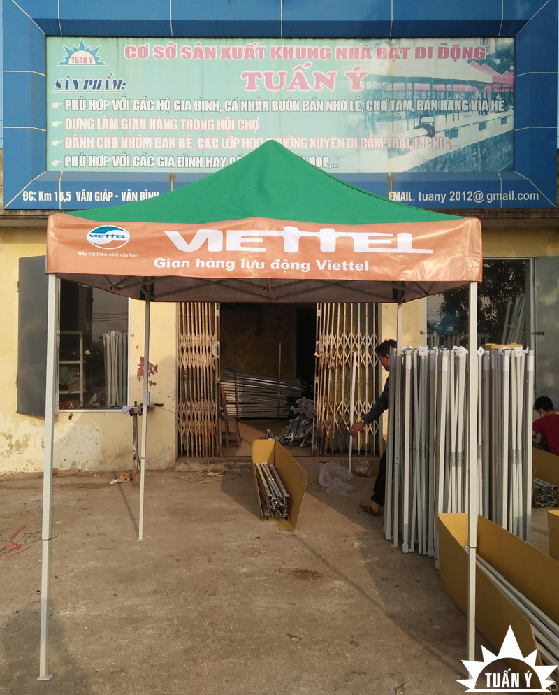 Viettel thường xuyên sử dụng nhà bạt 2mx2m tổ chức bán hàng lưu động