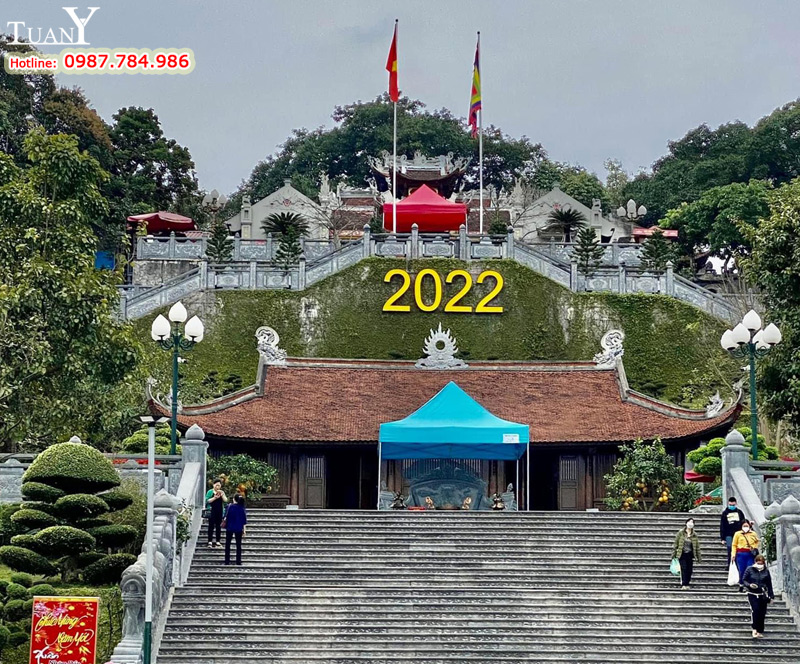 Nhà bạt di động Tuấn Ý phục vụ Lễ hội đầu năm 2022 tại Đền Cửa Ông (Cẩm Phả, Quảng Ninh)