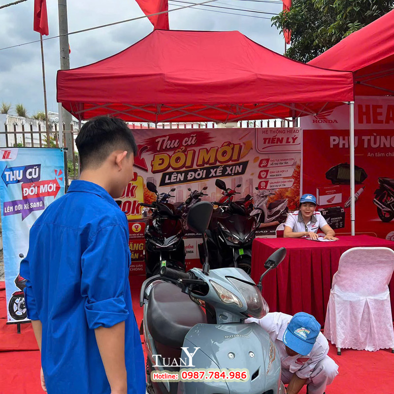 Tiến Lý tổ chức sự kiện Thu cũ - Đổi mới lên đời xe mới